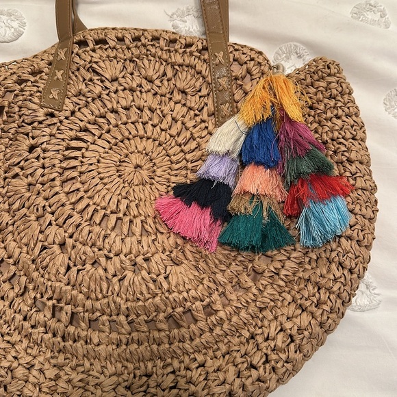 Woven Tan Tote Bag with Colorful Tassels round beach bag - Picture 3 of 3